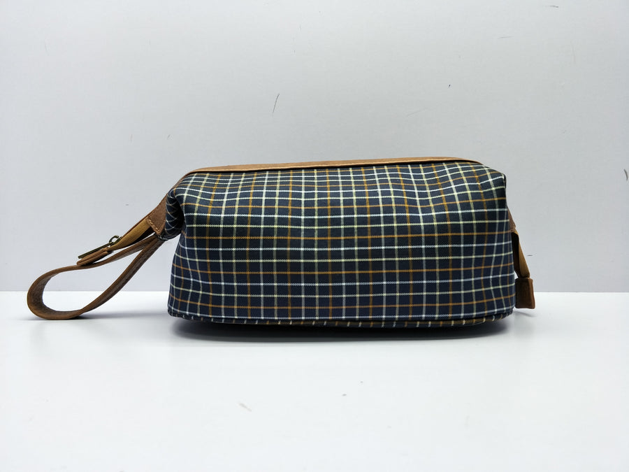 Dopp Kit - Window Pane Plaid Classic